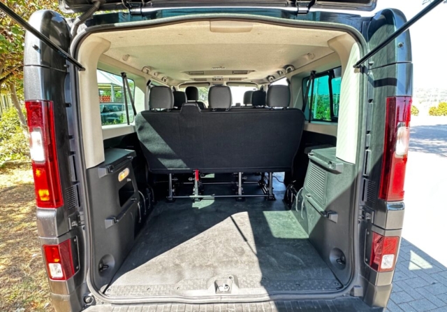 Fano Noleggi - Renault Trafic 9 posti